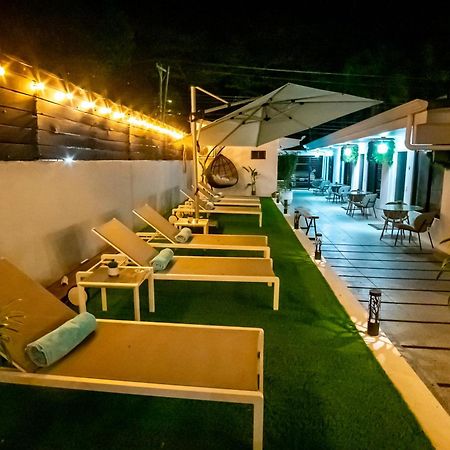 Anika Boutique Suites 科克 外观 照片