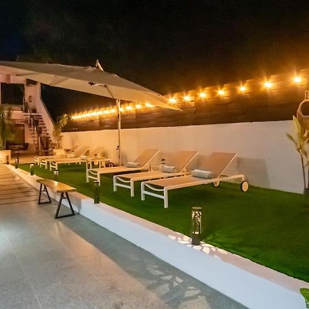 Anika Boutique Suites 科克 外观 照片