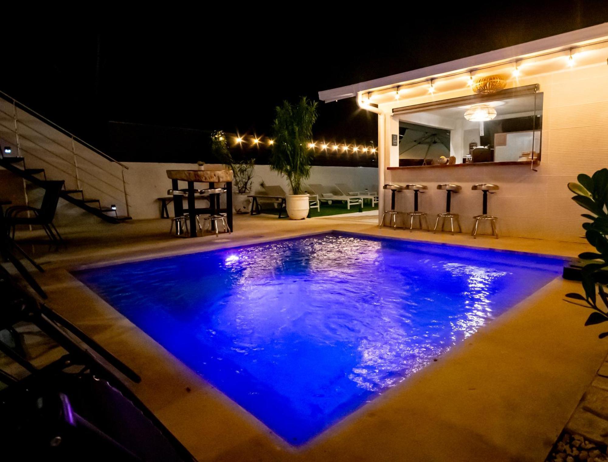Anika Boutique Suites 科克 外观 照片